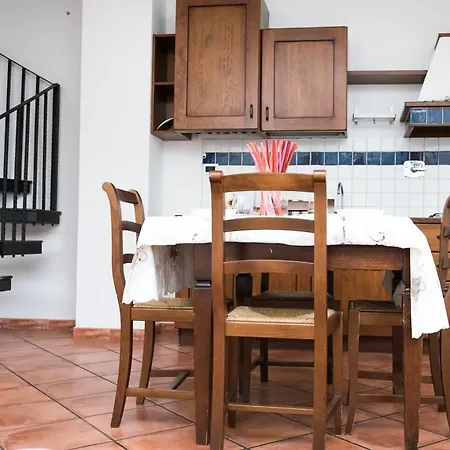 Casa Gaiole דירה *